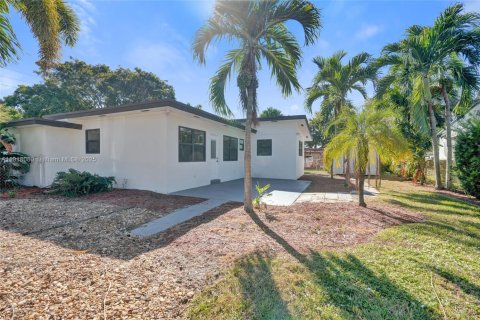 Casa en venta en Hollywood, Florida, 3 dormitorios, 107.67 m2 № 1974055 - foto 5
