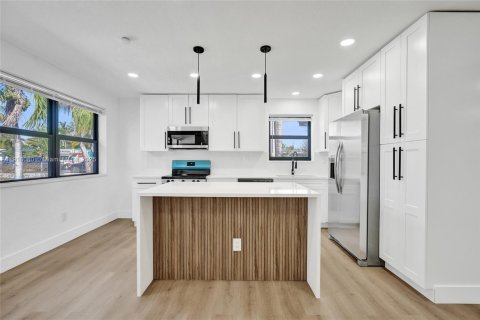 Casa en venta en Hollywood, Florida, 3 dormitorios, 107.67 m2 № 1974055 - foto 7