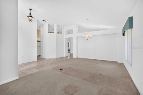 Casa en venta en Ormond Beach, Florida, 3 dormitorios, 204.38 m2 № 2419353 - foto 5
