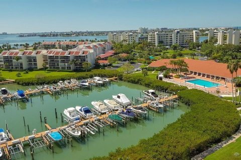 Condo in South Pasadena, Florida, 2 bedrooms  № 1655809 - photo 2