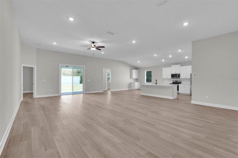 Casa en venta en Palm Coast, Florida, 4 dormitorios, 217.02 m2 № 1618230 - foto 3