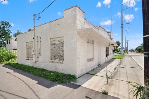 Propiedad comercial en venta en Tampa, Florida, 124.86 m2 № 2398301 - foto 2