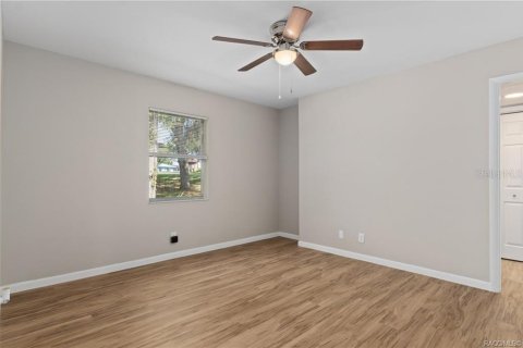 House in Inverness, Florida 2 bedrooms, 104.42 sq.m. № 1798446 - photo 18