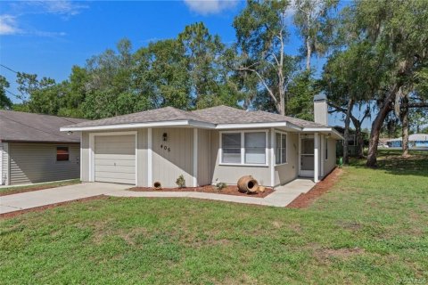 House in Inverness, Florida 2 bedrooms, 104.42 sq.m. № 1798446 - photo 2