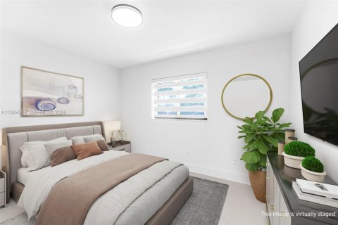 Casa en alquiler en Miami, Florida, 5 dormitorios, 223.24 m2 № 2047679 - foto 22