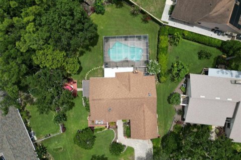 House in Tampa, Florida 4 bedrooms, 220.83 sq.m. № 1824529 - photo 3