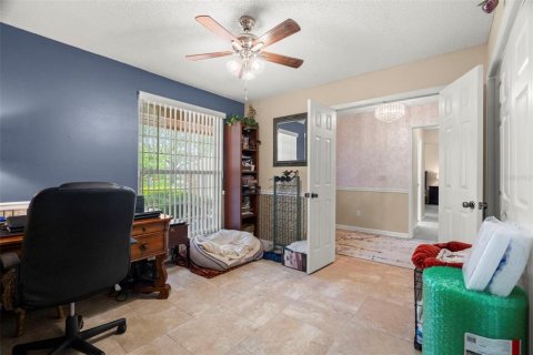 House in Tampa, Florida 4 bedrooms, 220.83 sq.m. № 1824529 - photo 23