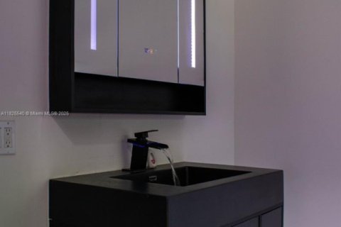 House in Boynton Beach, Florida 2 bedrooms, 132.66 sq.m. № 1934682 - photo 8