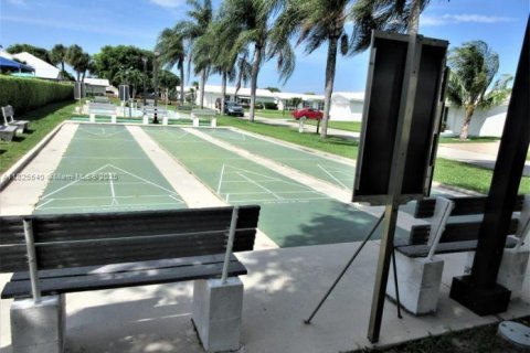 House in Boynton Beach, Florida 2 bedrooms, 132.66 sq.m. № 1934682 - photo 27