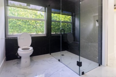 House in Boynton Beach, Florida 2 bedrooms, 132.66 sq.m. № 1934682 - photo 9