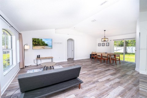 Villa ou maison à vendre à Palm Coast, Floride: 3 chambres, 124.67 m2 № 1666615 - photo 4