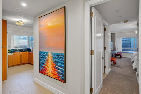Купить кондоминиум в Майами, Флорида 2 спальни, 162.3м2, № 2054408 - фото 5