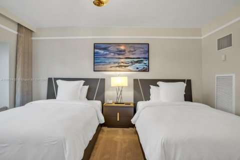 Купить кондоминиум в Майами, Флорида 2 спальни, 162.3м2, № 2054408 - фото 25