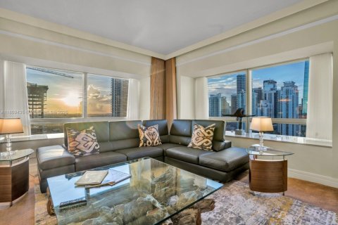 Купить кондоминиум в Майами, Флорида 2 спальни, 162.3м2, № 2054408 - фото 9