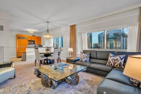 Condo in Miami, Florida, 2 bedrooms  № 2054408