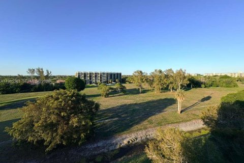 Condo in Lauderhill, Florida, 2 bedrooms  № 2046993 - photo 28