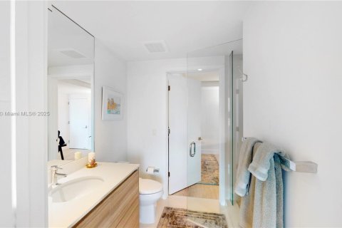 Купить кондоминиум в Майами, Флорида 2 спальни, 100.43м2, № 1958890 - фото 15