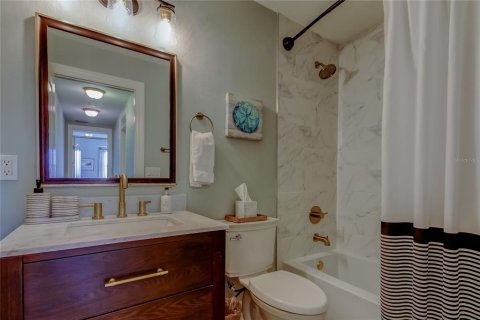 Touwnhouse à louer à Clearwater, Floride: 4 chambres, 310.29 m2 № 1580589 - photo 13