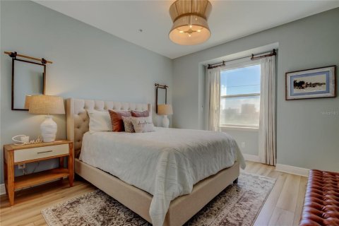 Touwnhouse à louer à Clearwater, Floride: 4 chambres, 310.29 m2 № 1580589 - photo 15