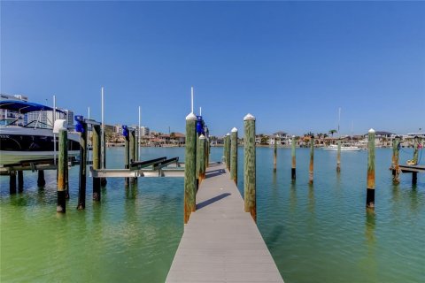 Touwnhouse à louer à Clearwater, Floride: 4 chambres, 310.29 m2 № 1580589 - photo 2