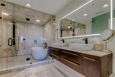 Touwnhouse à louer à Clearwater, Floride: 4 chambres, 310.29 m2 № 1580589 - photo 10