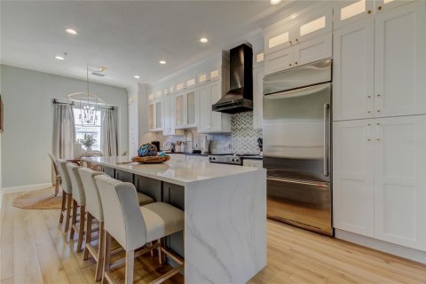Touwnhouse à louer à Clearwater, Floride: 4 chambres, 310.29 m2 № 1580589 - photo 3