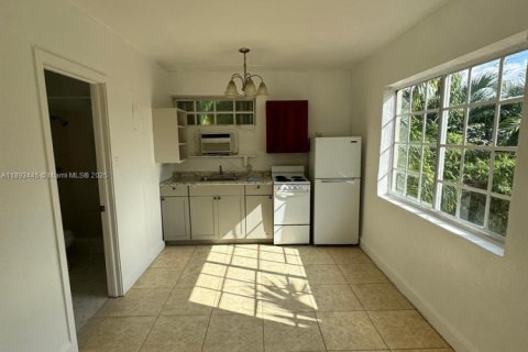 Appartement à louer à Dania Beach, Floride: 132.01 m2 № 1946629 - photo 2