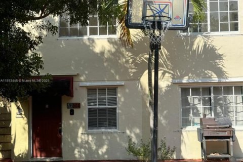 Appartement à louer à Dania Beach, Floride: 132.01 m2 № 1946629 - photo 18