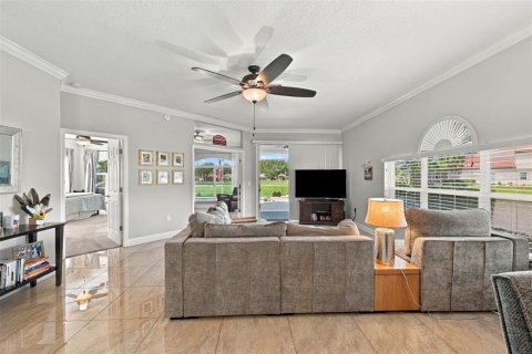 House in Tarpon Springs, Florida 2 bedrooms, 155.43 sq.m. № 2428869 - photo 6