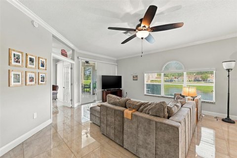 House in Tarpon Springs, Florida 2 bedrooms, 155.43 sq.m. № 2428869 - photo 7