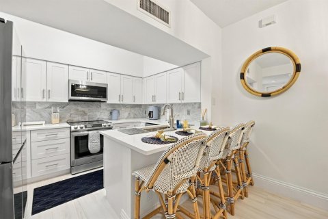Condo in Jupiter, Florida, 2 bedrooms  № 2401364 - photo 10