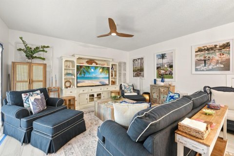 Condo in Jupiter, Florida, 2 bedrooms  № 2401364 - photo 5