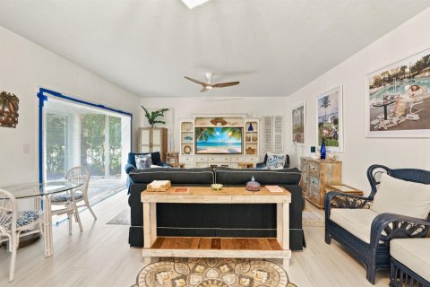 Condo in Jupiter, Florida, 2 bedrooms  № 2401364 - photo 7