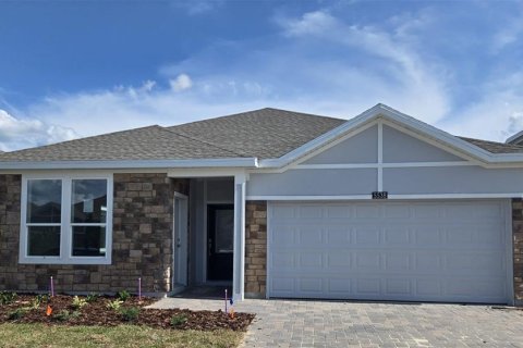 House in Davenport, Florida 3 bedrooms, 162.58 sq.m. № 2273336