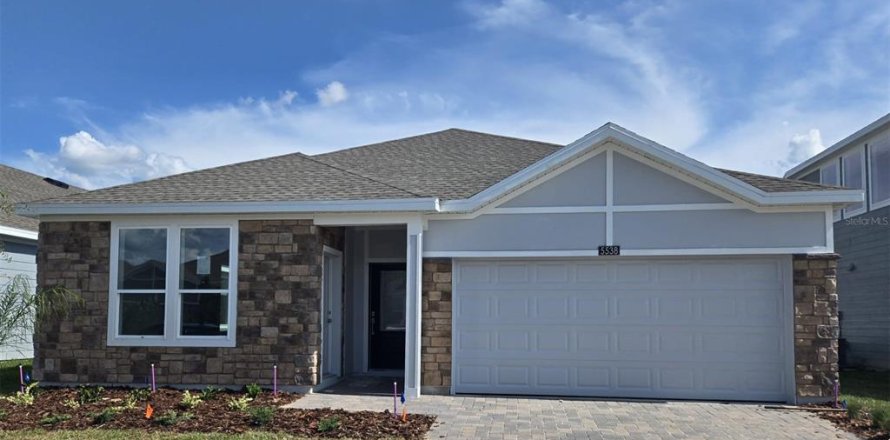 House in Davenport, Florida 3 bedrooms, 162.58 sq.m. № 2273336