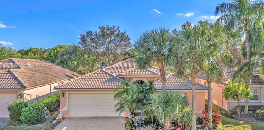 Casa en Boynton Beach, Florida 3 dormitorios, 173.91 m2 № 2030243