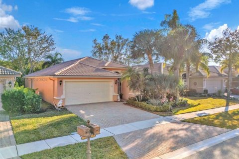 Casa en venta en Boynton Beach, Florida, 3 dormitorios, 173.91 m2 № 2030243 - foto 2