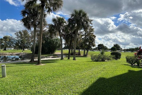 Copropriété à louer à Margate, Floride: 1 chambre, 70.61 m2 № 2270884 - photo 3
