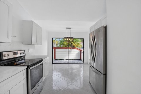 House in Boynton Beach, Florida 4 bedrooms, 131.83 sq.m. № 2082103 - photo 8