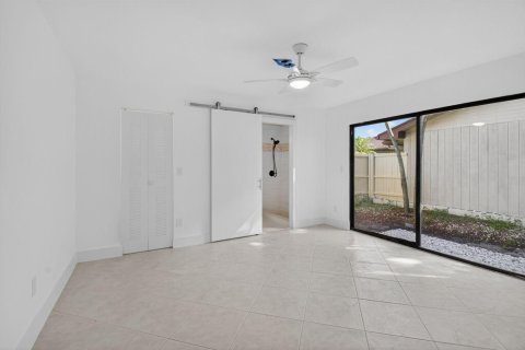 House in Boynton Beach, Florida 4 bedrooms, 131.83 sq.m. № 2082103 - photo 14