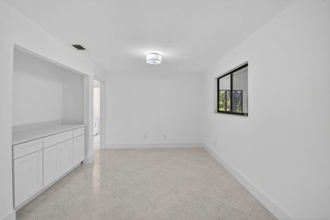 House in Boynton Beach, Florida 4 bedrooms, 131.83 sq.m. № 2082103 - photo 16