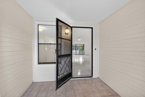 House in Boynton Beach, Florida 4 bedrooms, 131.83 sq.m. № 2082103 - photo 6