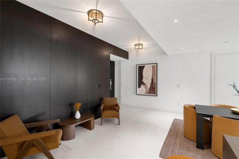 Снять в аренду кондоминиум в Майами, Флорида 2 спальни, 133.5м2, № 2145841 - фото 3