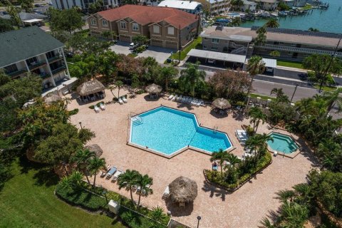 Condo in Clearwater, Florida, 2 bedrooms  № 2419616 - photo 28