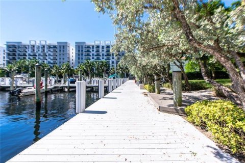 Copropriété à louer à Fort Lauderdale, Floride: 2 chambres, 127.83 m2 № 1177458 - photo 1