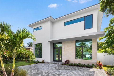 House in Delray Beach, Florida 5 bedrooms, 365.2 sq.m. № 2343209