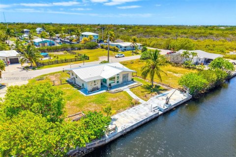 Villa ou maison à louer à Big Pine Key, Floride: 3 chambres, 82.5 m2 № 2065851 - photo 24