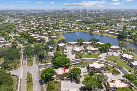 Condominio en venta en West Palm Beach, Florida, 2 dormitorios, 114.83 m2 № 2069238 - foto 30