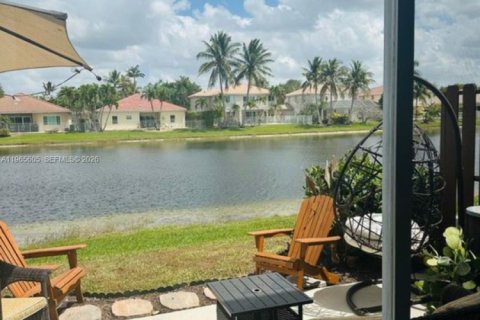 Touwnhouse à vendre à Weston, Floride: 4 chambres, 160.54 m2 № 2028049 - photo 9