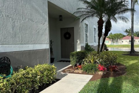 Touwnhouse à vendre à Weston, Floride: 4 chambres, 160.54 m2 № 2028049 - photo 2